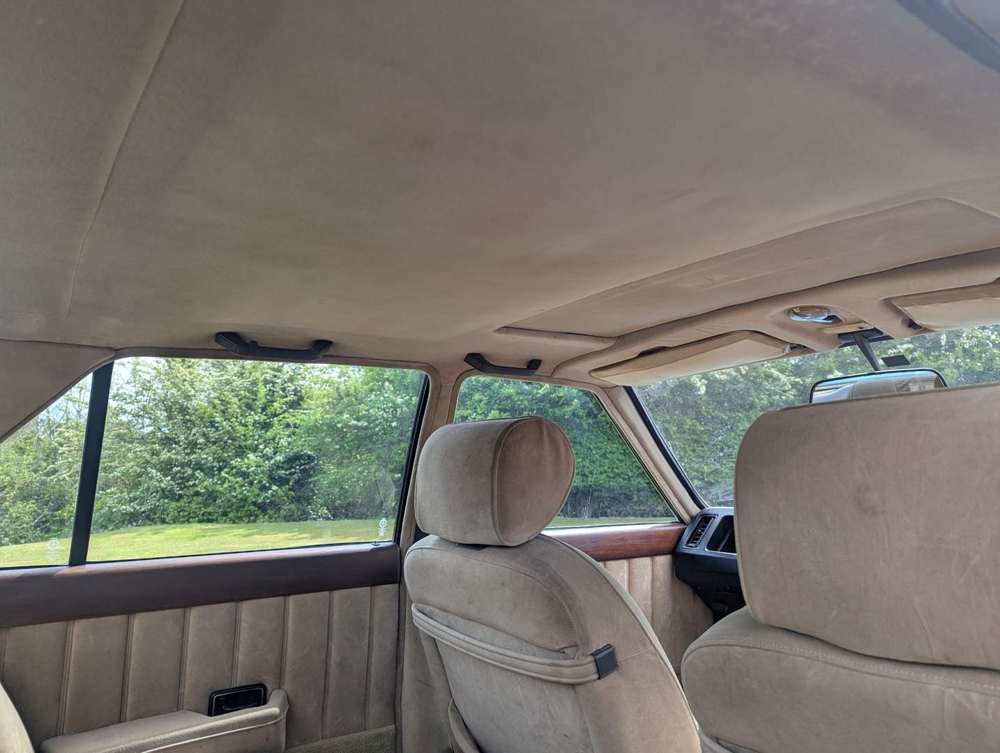 <p>1981 FORD GRANADA</p>