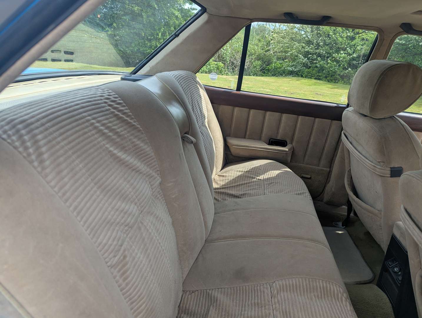 <p>1981 FORD GRANADA</p>
