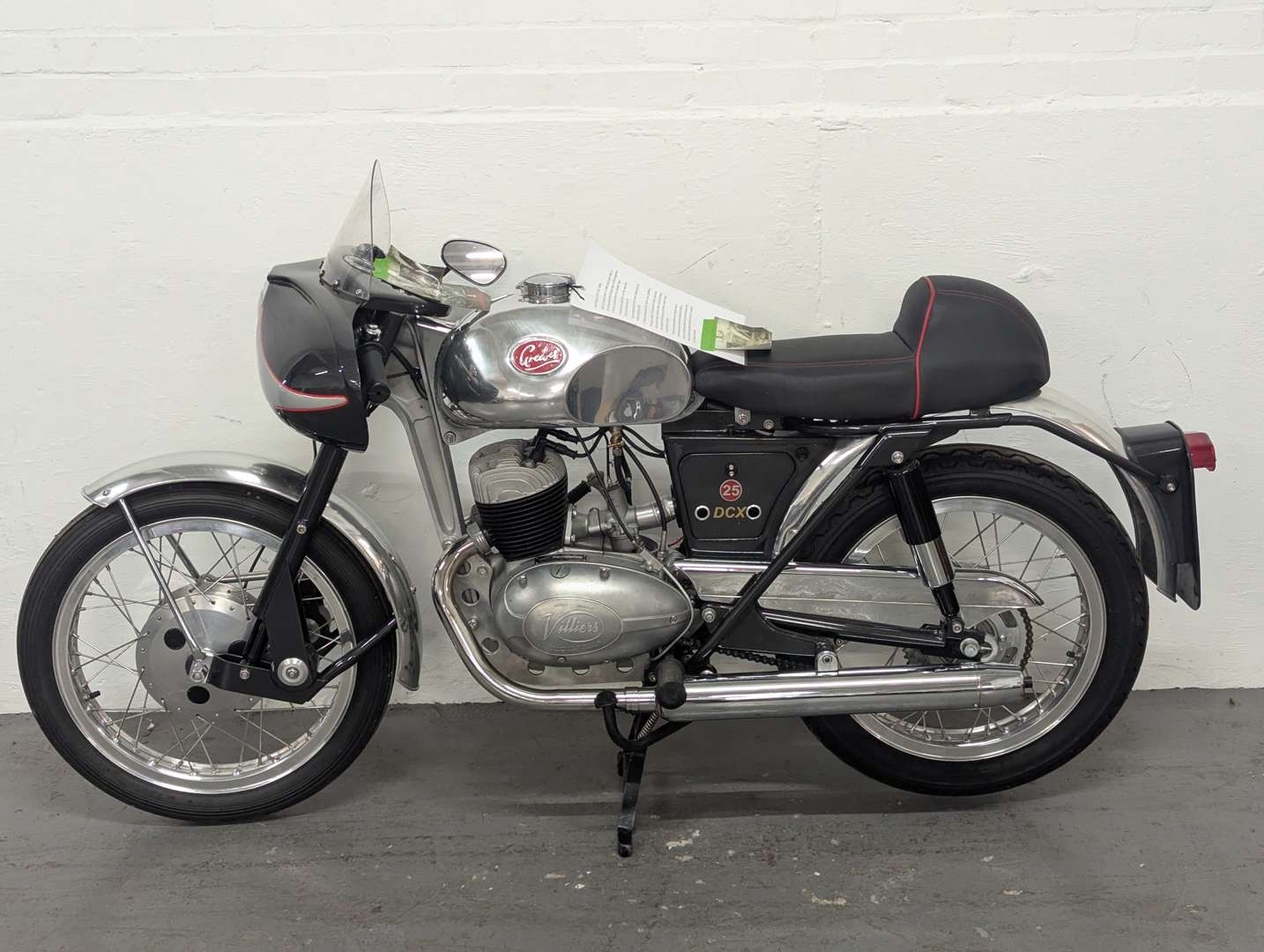 <p>1964 GREEVES SPORTSMAN</p>