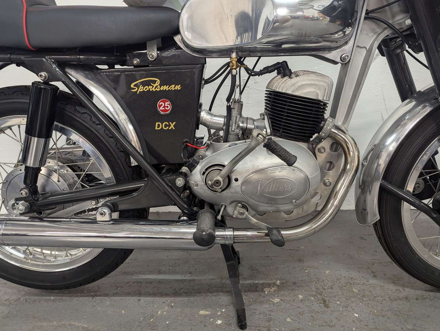 <p>1964 GREEVES SPORTSMAN</p>