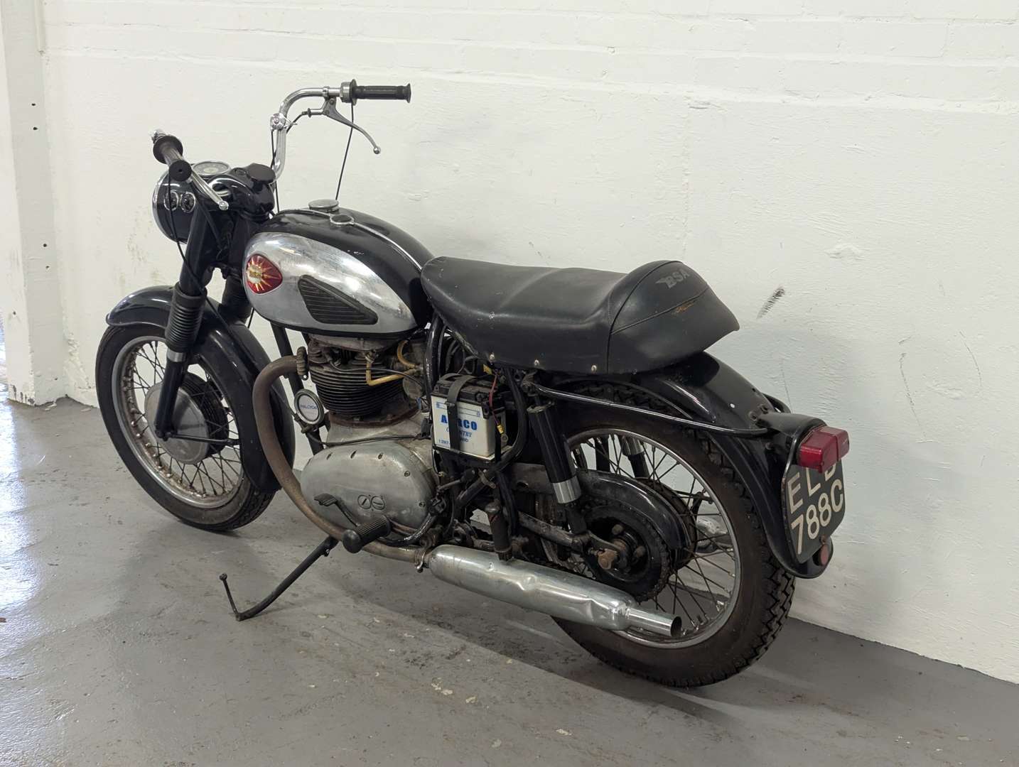 <p>1965 BSA 650</p>