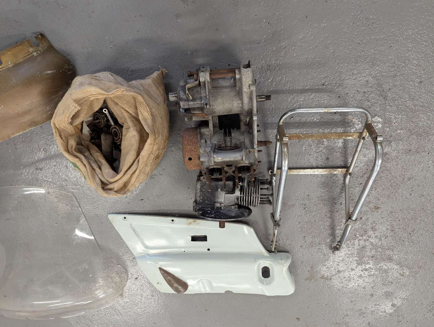 <p>1960 ARIEL LEADER</p>