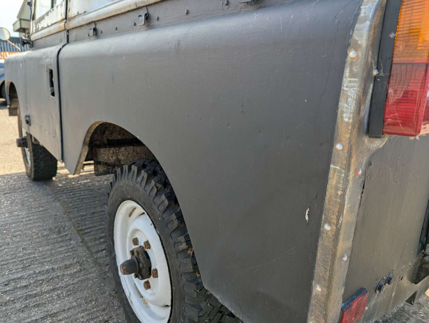 <p>1966 LAND ROVER SERIES IIA SWB</p>