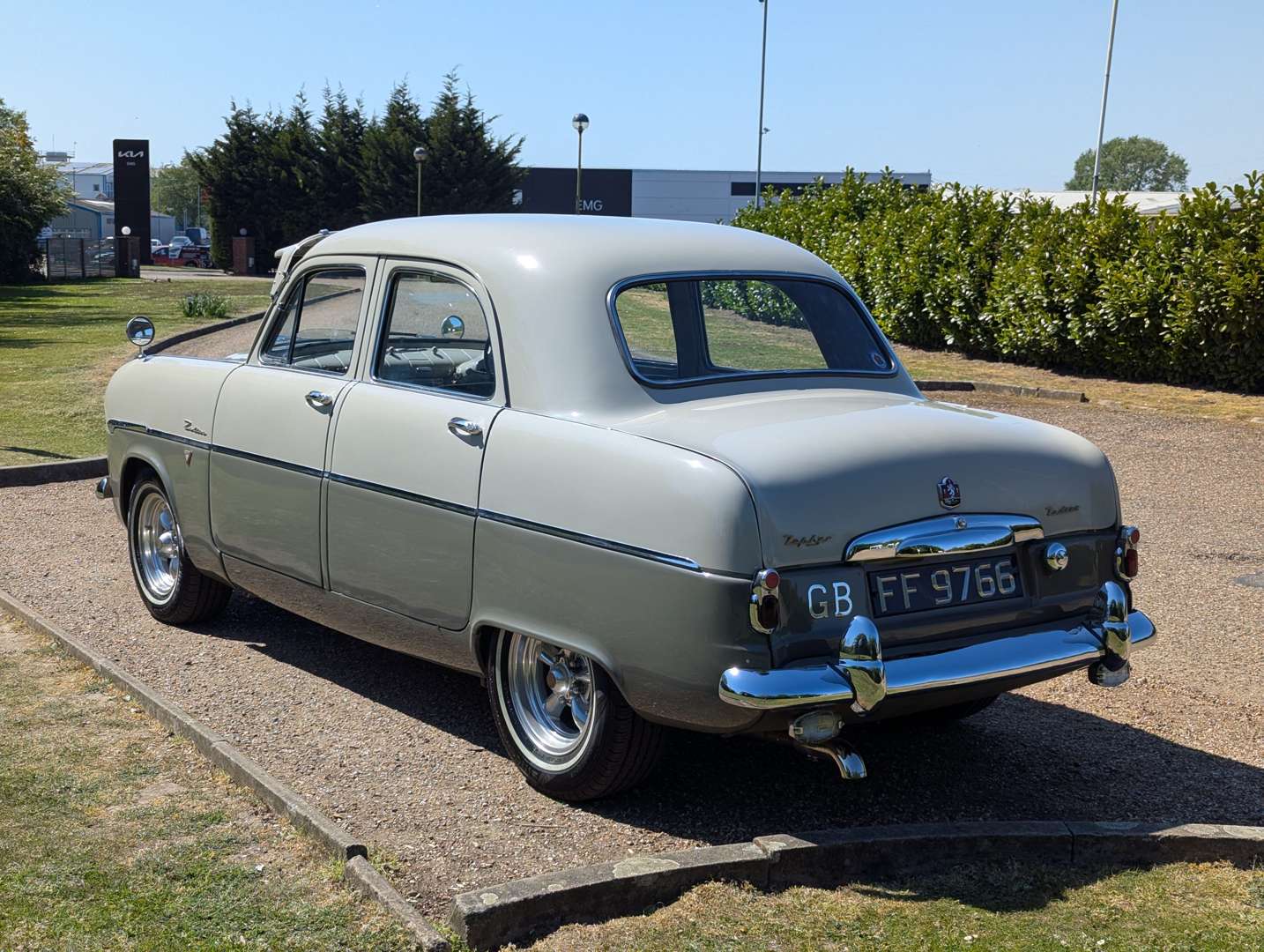 <p>1954 FORD ZEPHYR ZODIAC MKI</p>