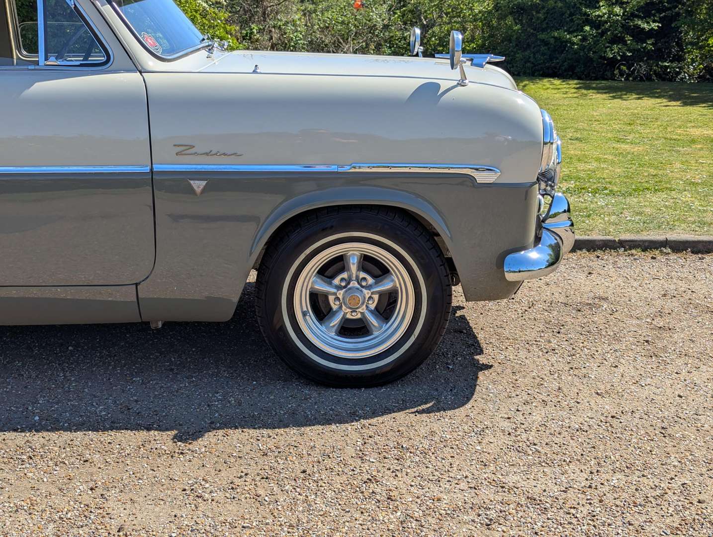<p>1954 FORD ZEPHYR ZODIAC MKI</p>
