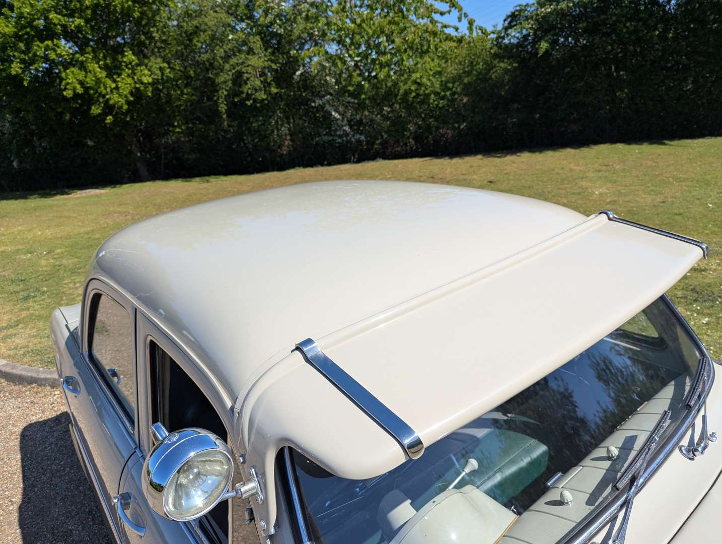 <p>1954 FORD ZEPHYR ZODIAC MKI</p>