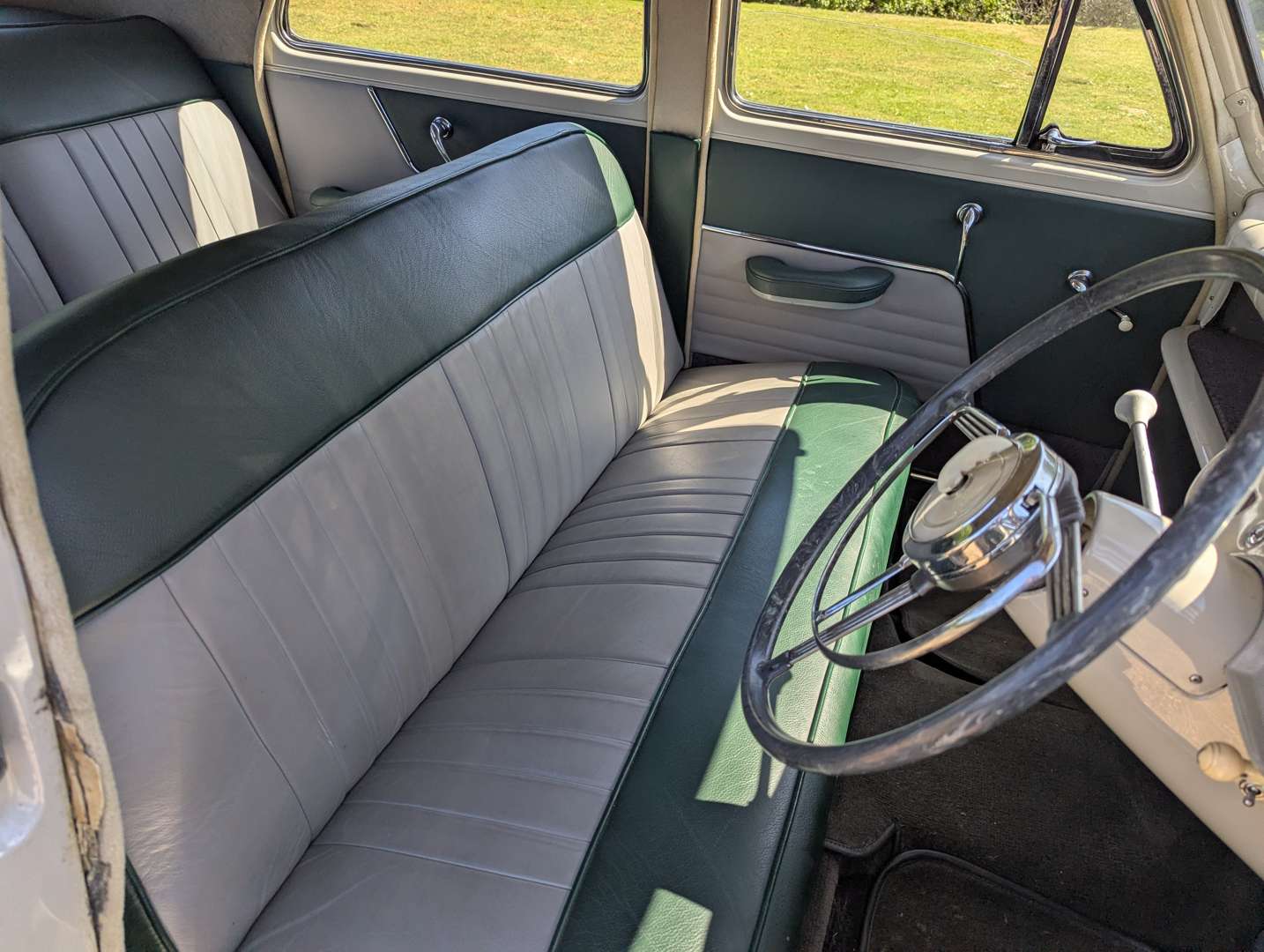 <p>1954 FORD ZEPHYR ZODIAC MKI</p>