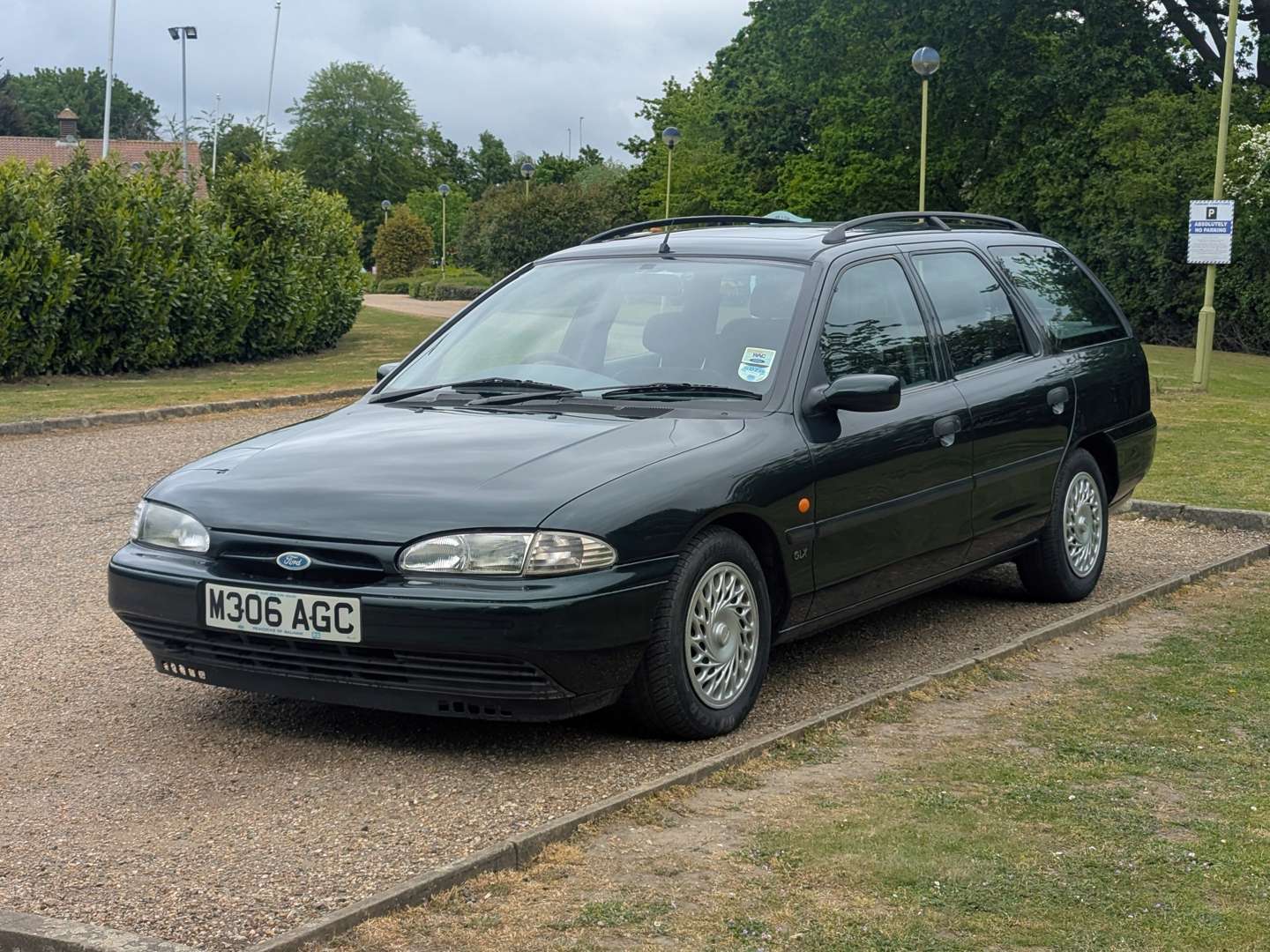 <p>1994 FORD MONDEO 2.0 GLX AUTO MKI ESTATE</p>