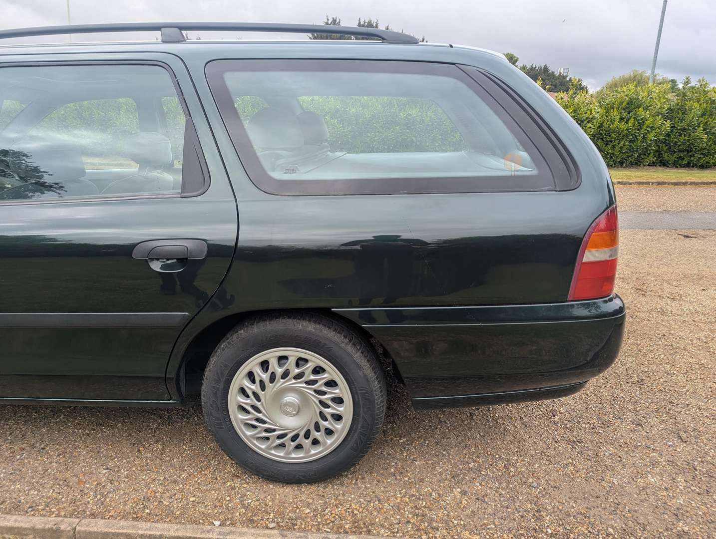 <p>1994 FORD MONDEO 2.0 GLX AUTO MKI ESTATE</p>