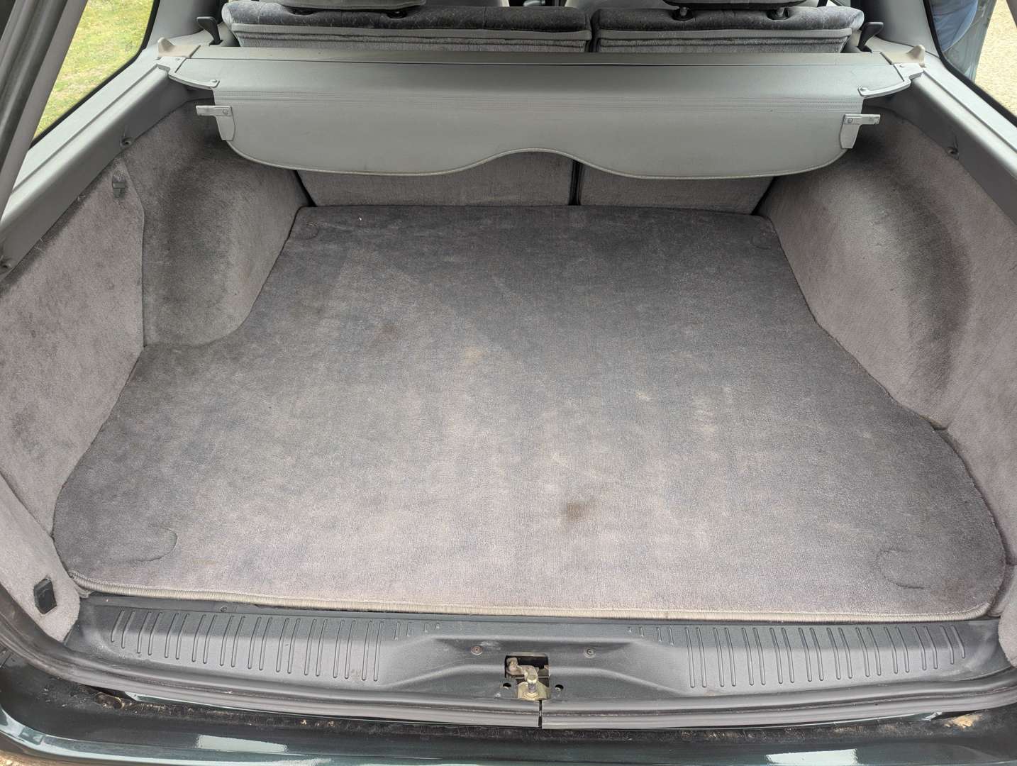 <p>1994 FORD MONDEO 2.0 GLX AUTO MKI ESTATE</p>