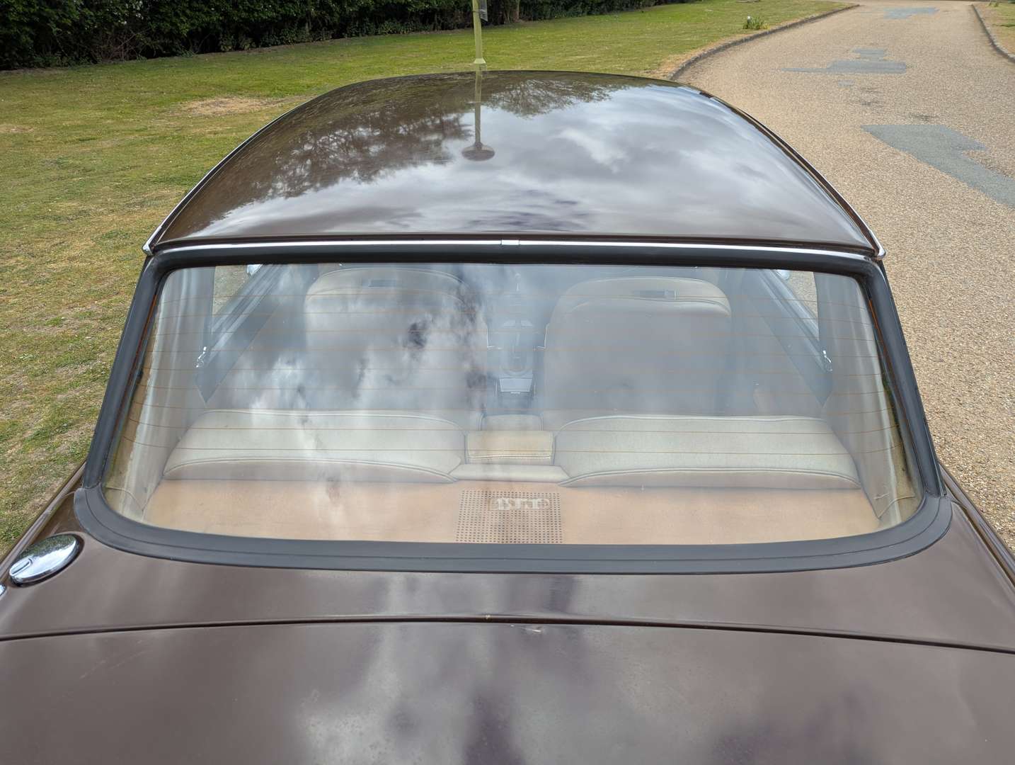 <p>1972 ROVER P6 2000 SC</p>