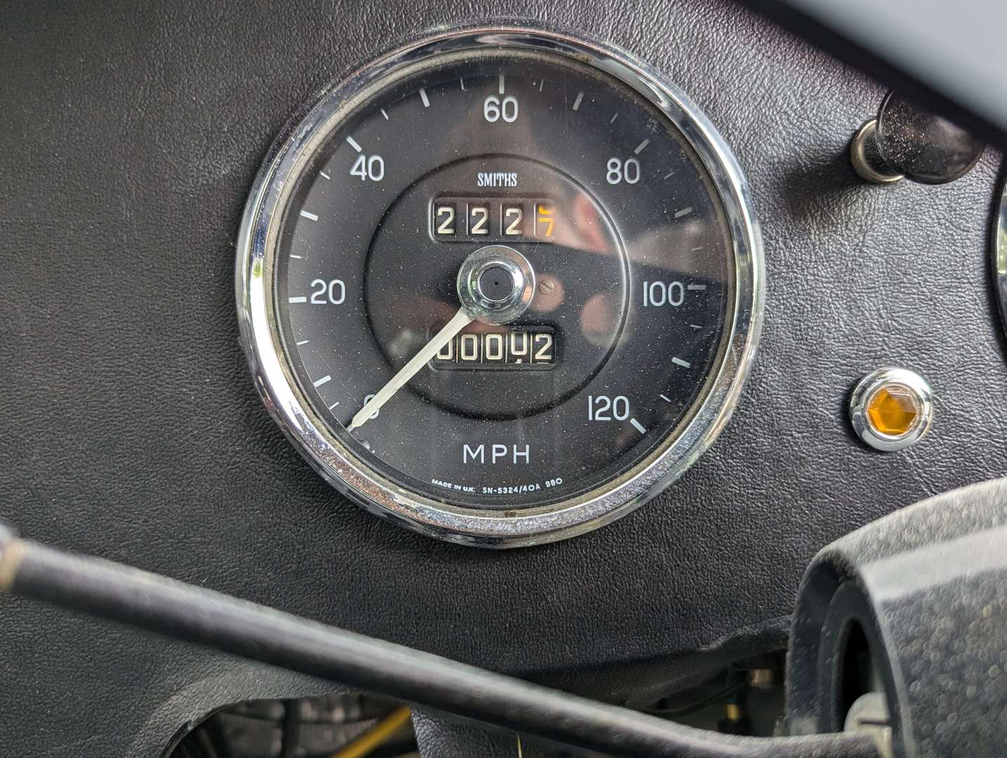 <p>1969 TVR VIXEN</p>