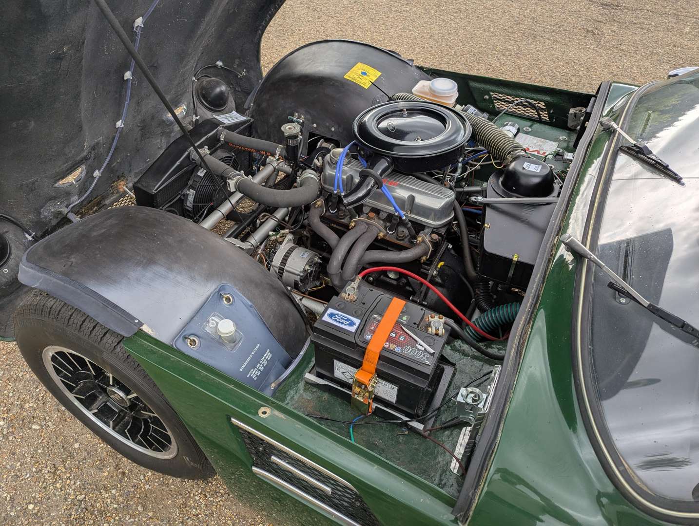 <p>1969 TVR VIXEN</p>