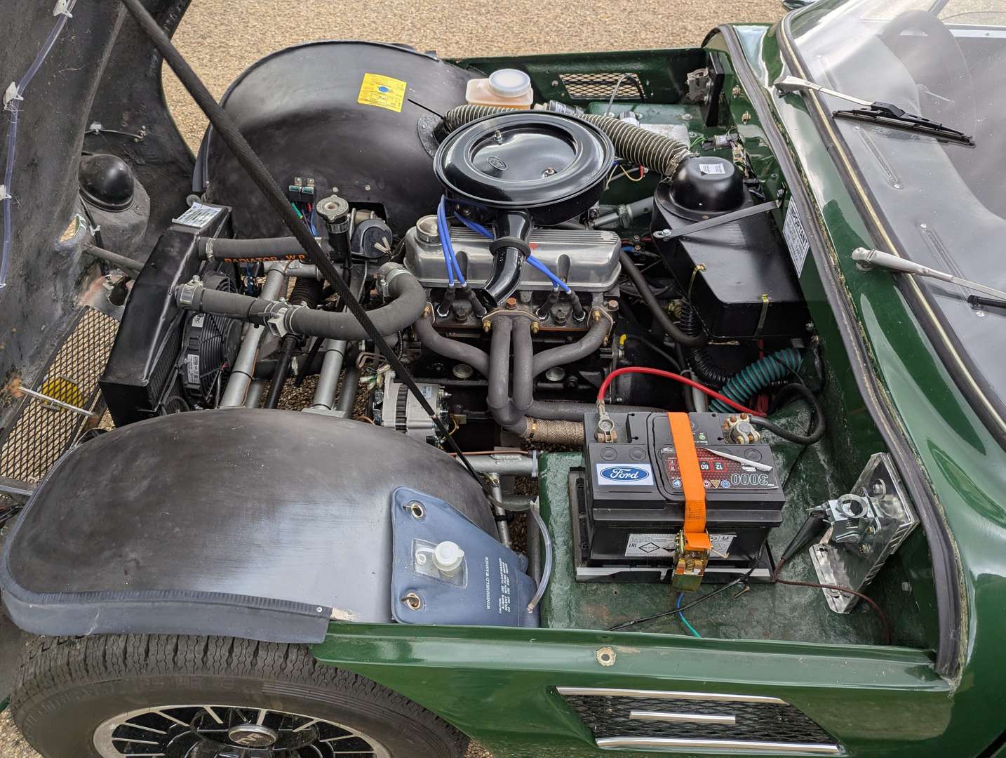 <p>1969 TVR VIXEN</p>