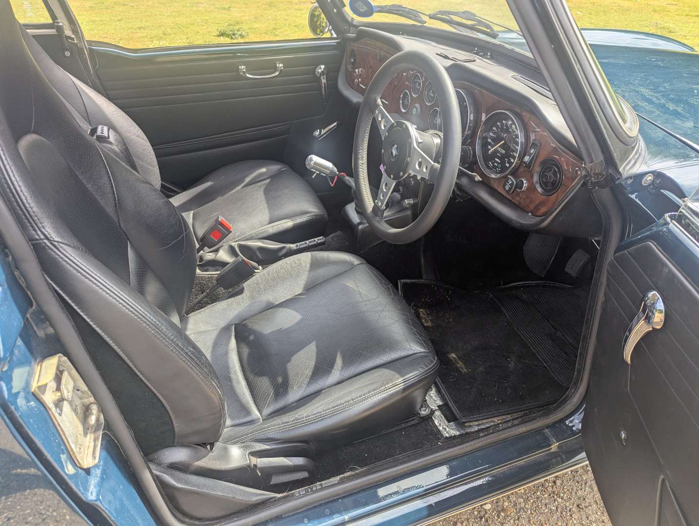 <p>1976 TRIUMPH TR6</p>