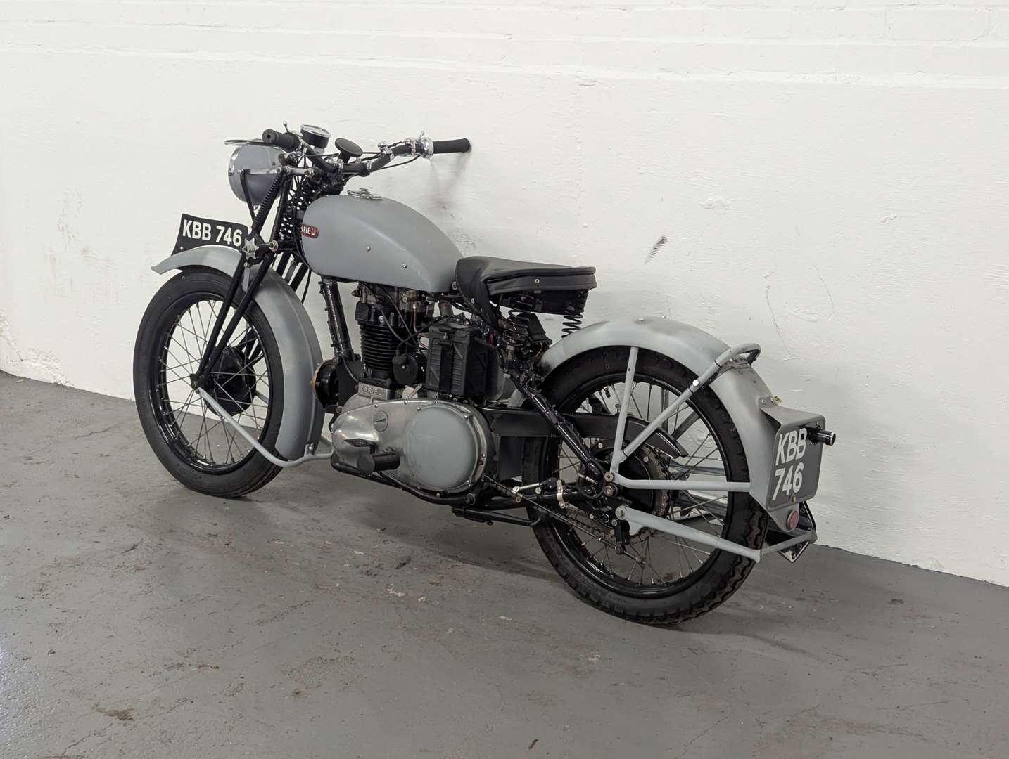 <p>1946 ARIEL NH RED HUNTER</p>