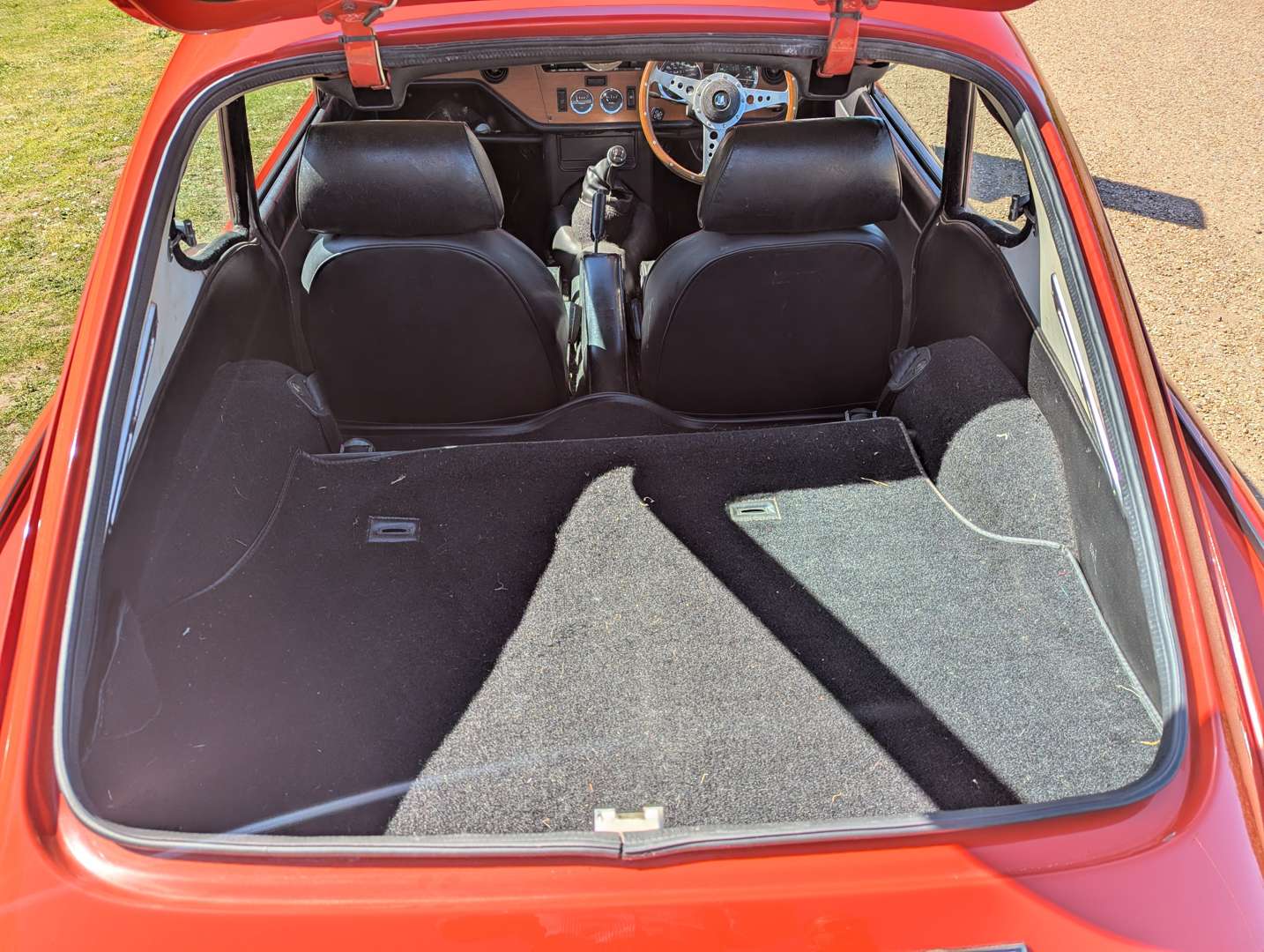 <p>1973 TRIUMPH GT6</p>