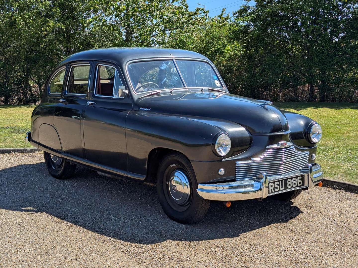 <p>1952 STANDARD VANGUARD</p>