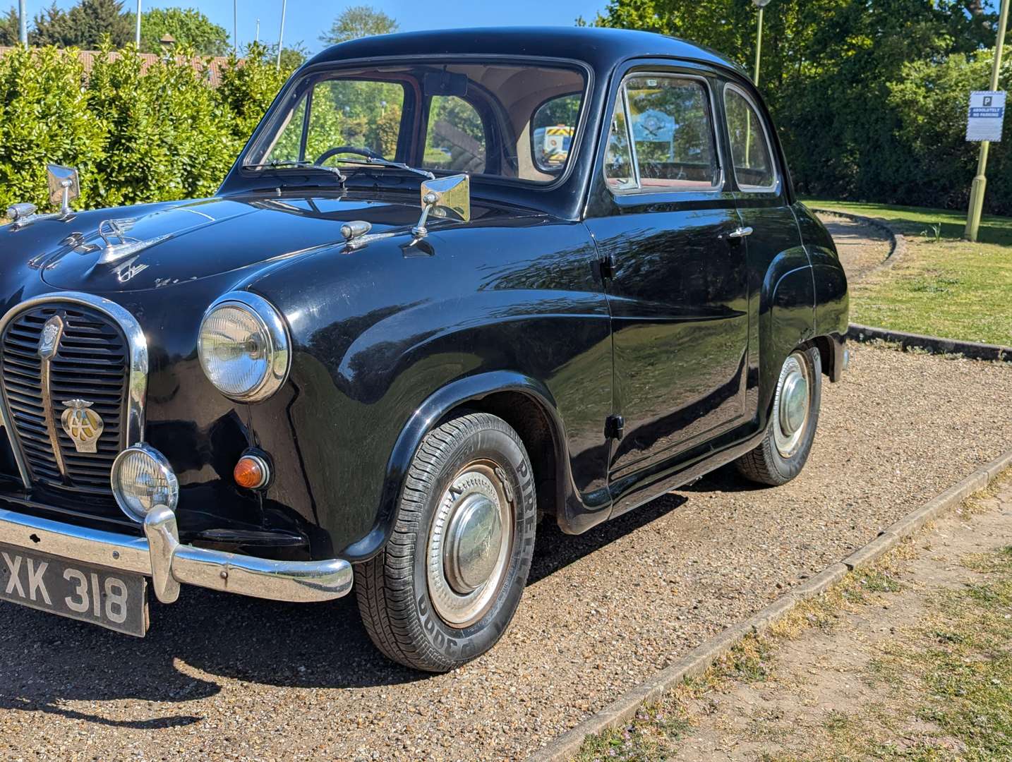 <p>1958 AUSTIN A35</p>