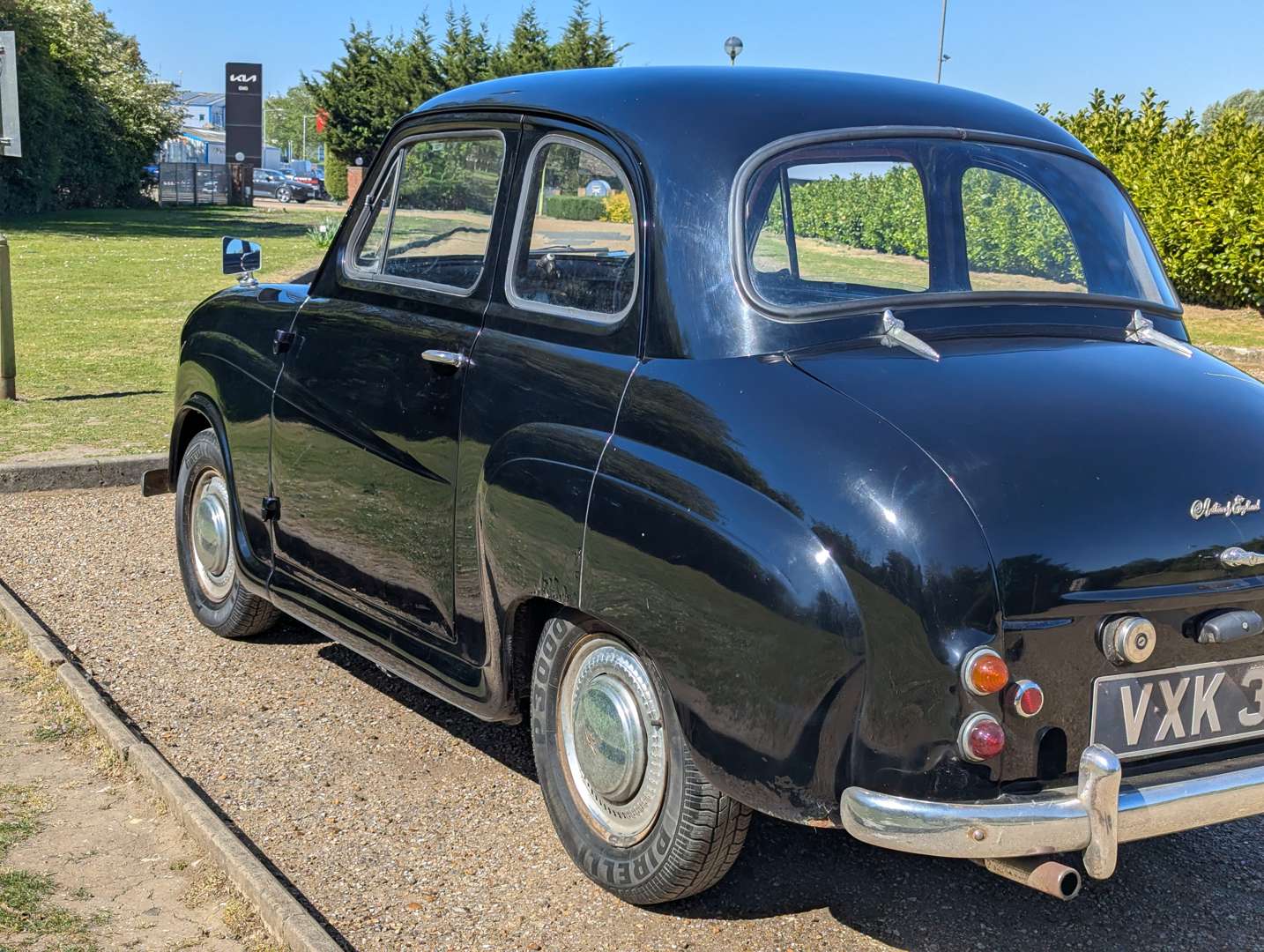 <p>1958 AUSTIN A35</p>