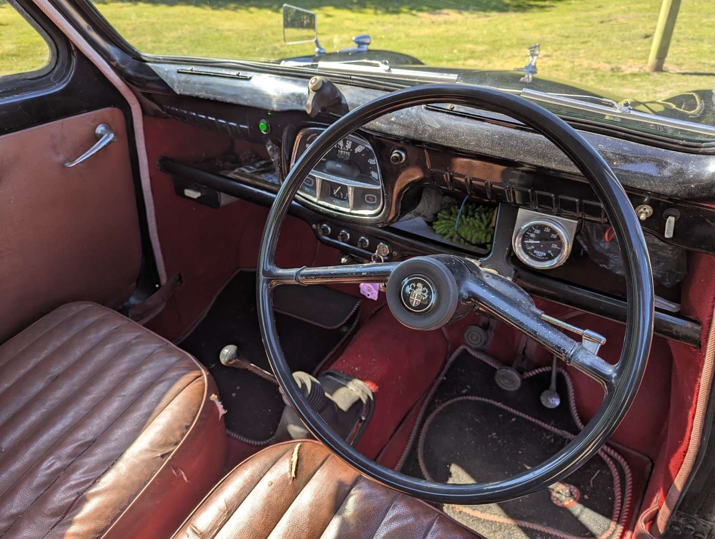 <p>1958 AUSTIN A35</p>