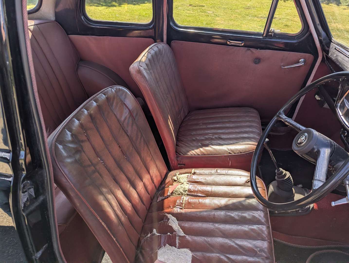 <p>1958 AUSTIN A35</p>