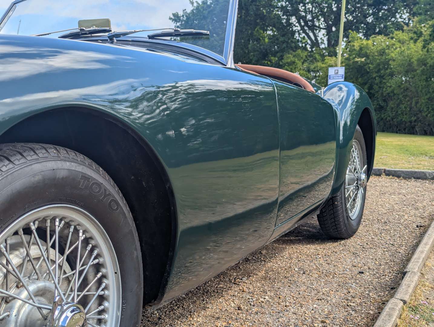<p>1956 MG A ROADSTER</p>