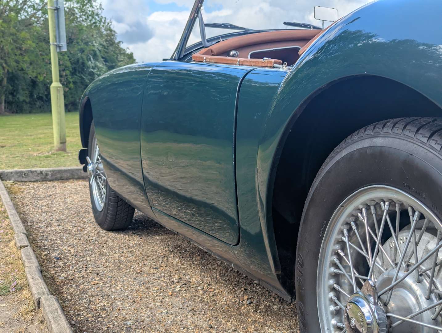 <p>1956 MG A ROADSTER</p>