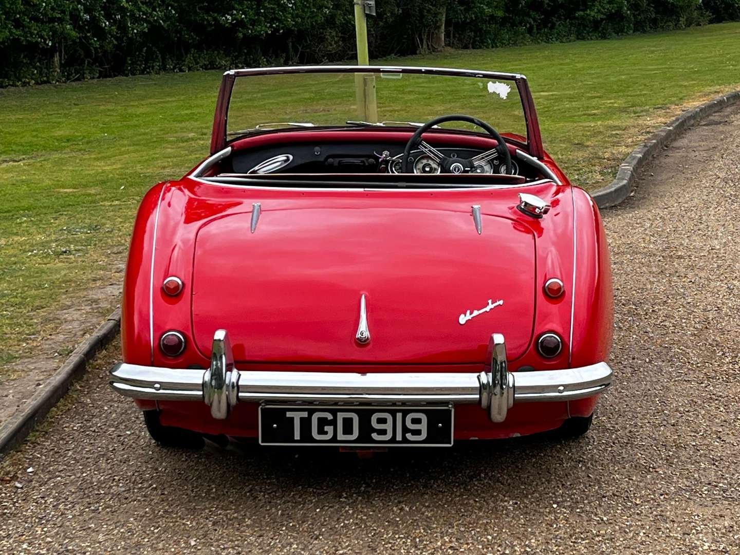 <p>1957 AUSTIN HEALEY 100/6</p>