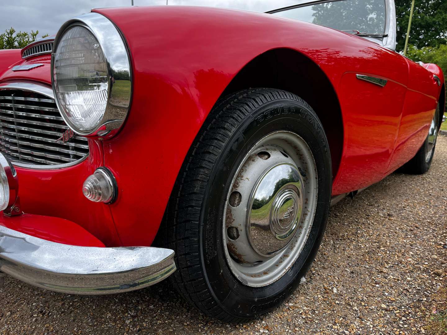 <p>1957 AUSTIN HEALEY 100/6</p>