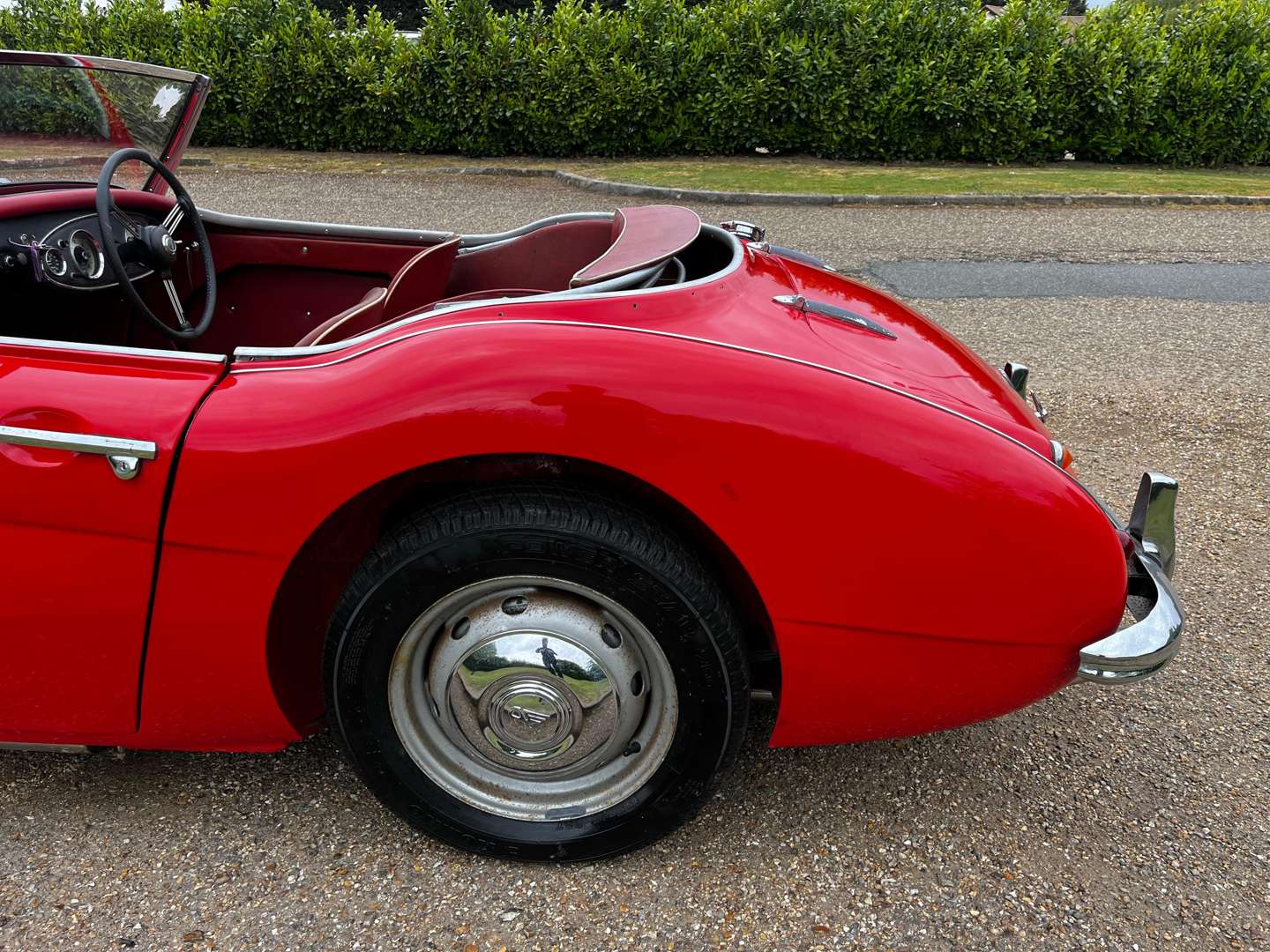 <p>1957 AUSTIN HEALEY 100/6</p>