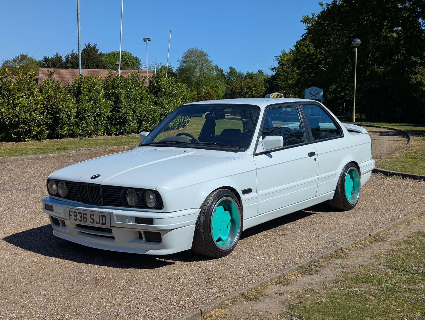 <p>1988 BMW E30 3 SERIES SE</p>