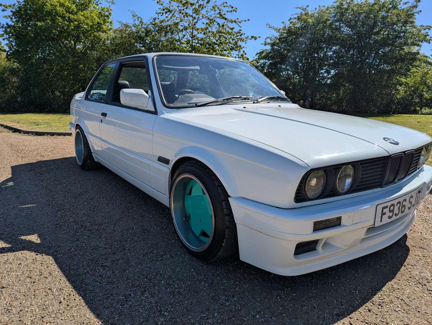 <p>1988 BMW E30 3 SERIES SE</p>