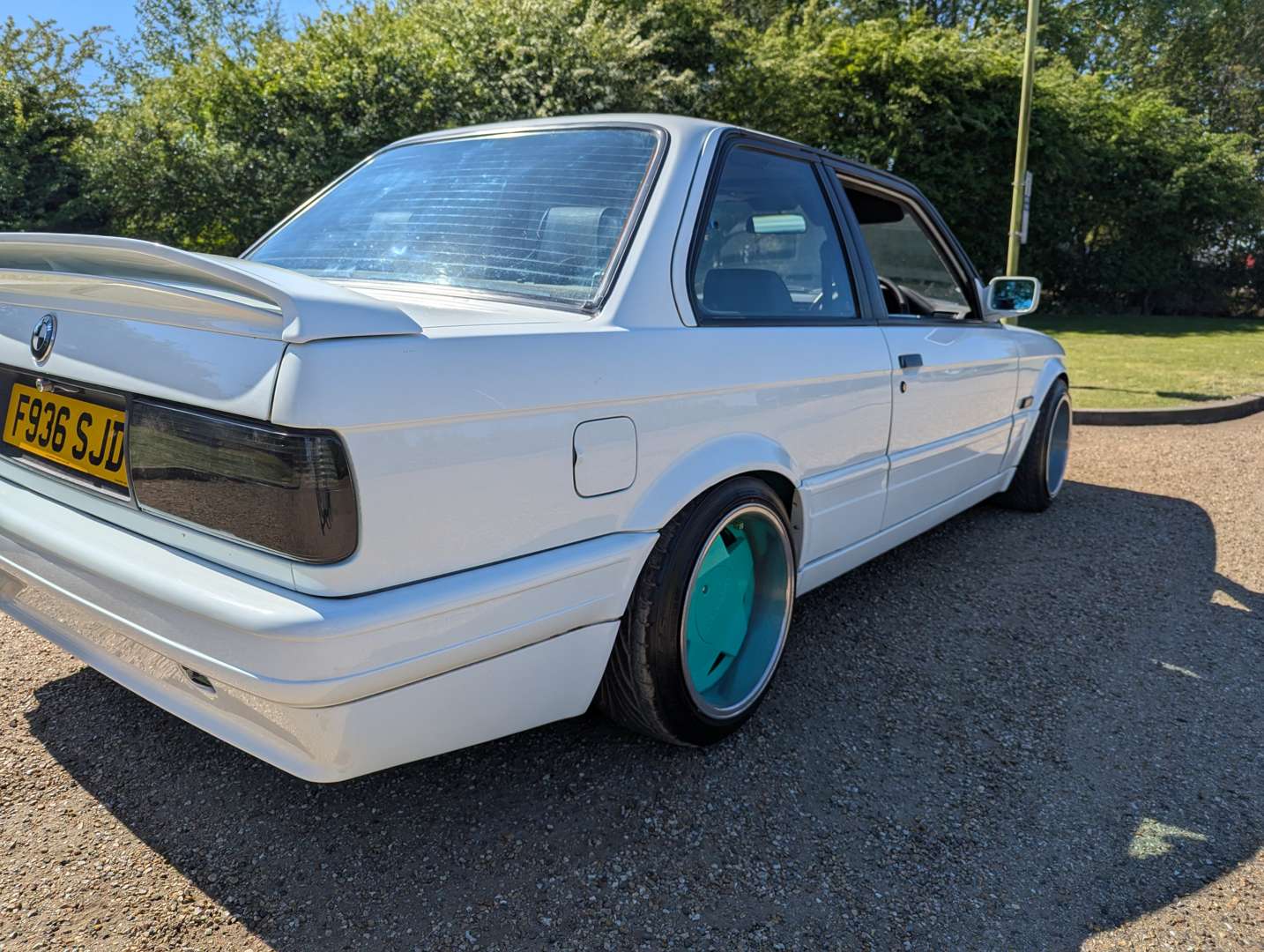 <p>1988 BMW E30 3 SERIES SE</p>