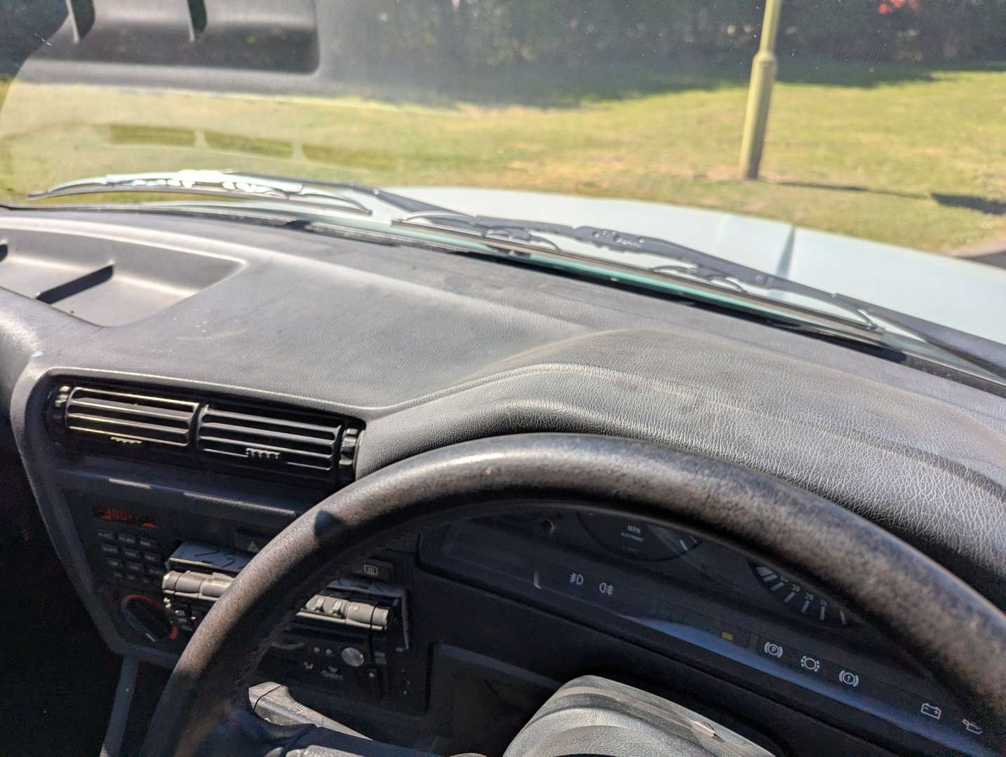 <p>1988 BMW E30 3 SERIES SE</p>