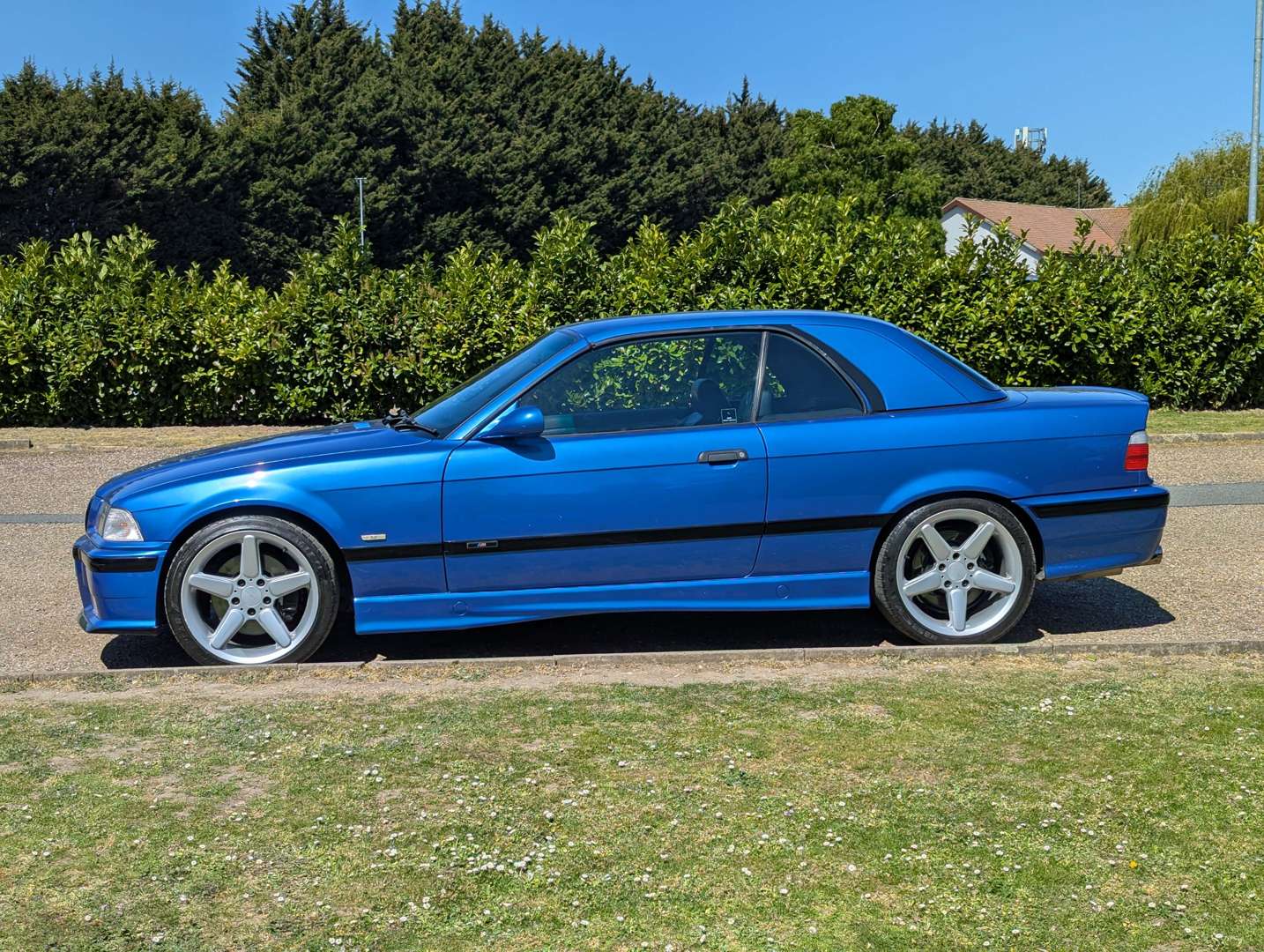<p>1999 BMW M3 EVOLUTION E36</p>