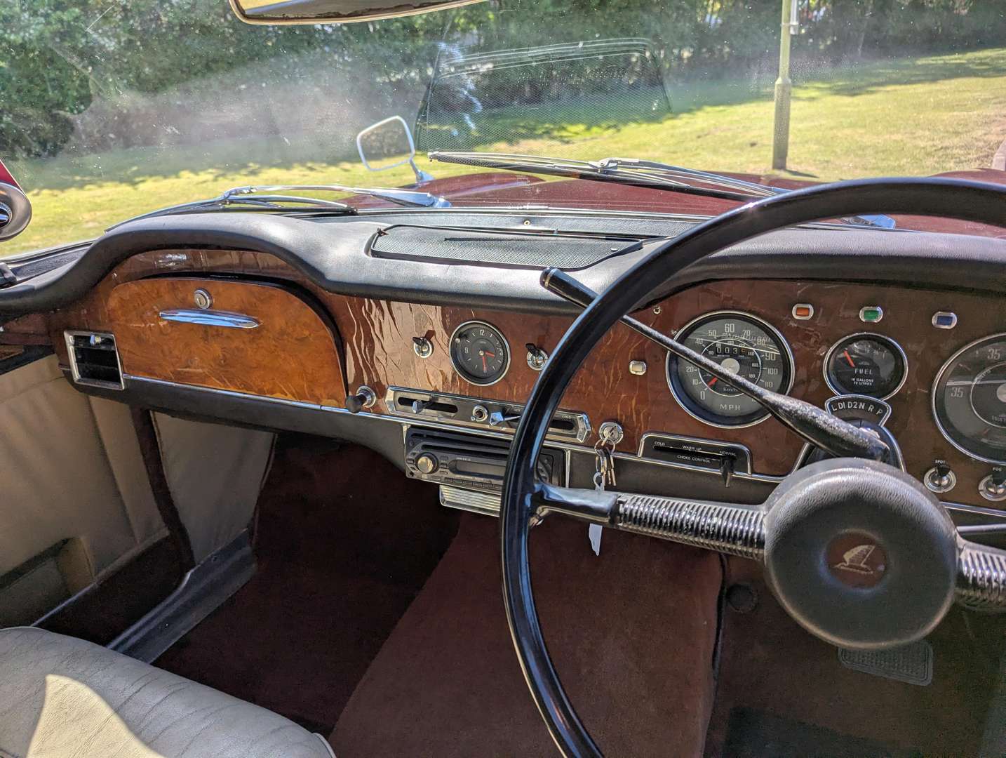 <p>1966 HUMBER IMPERIAL</p>