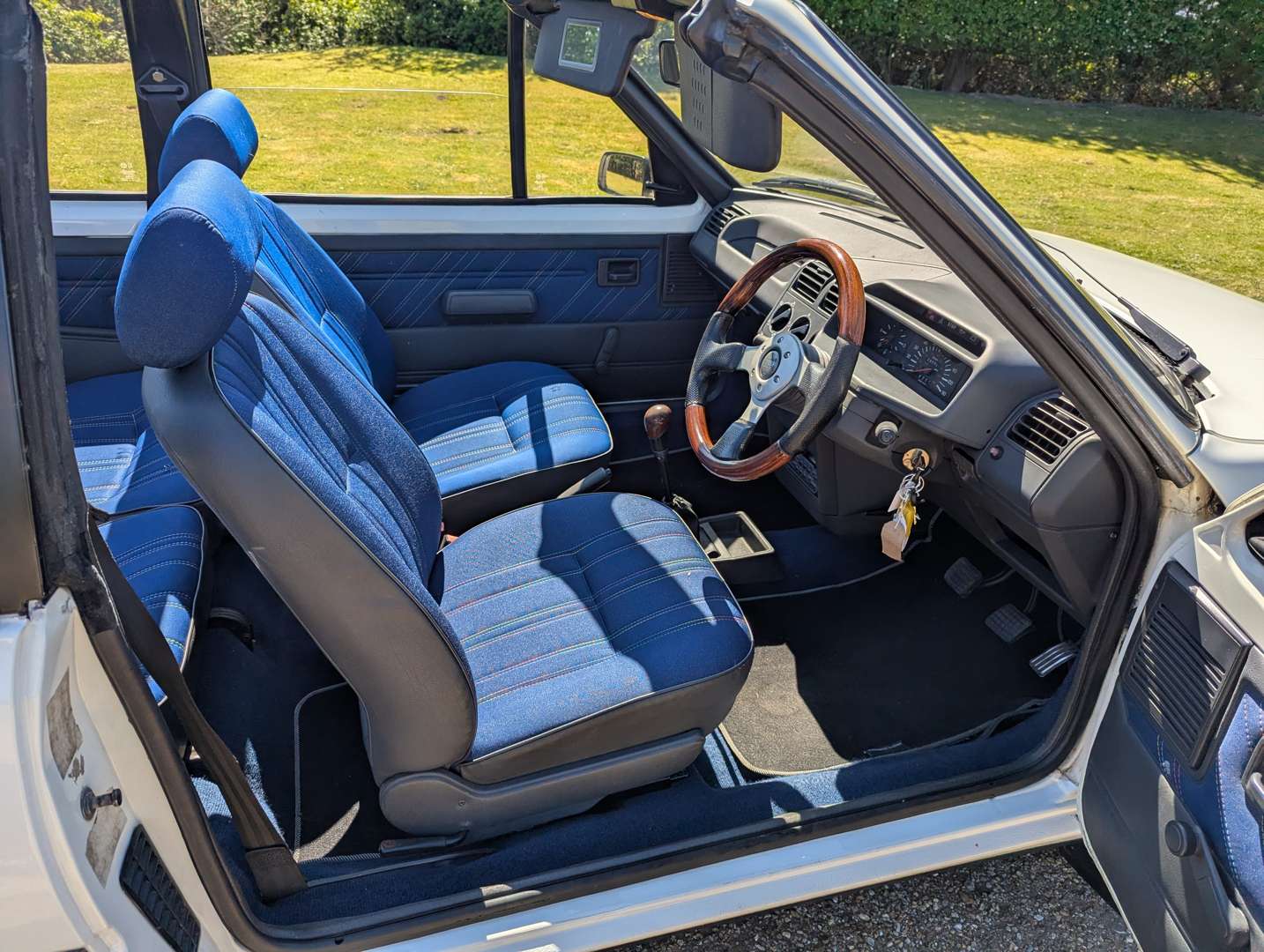 <p>1990 PEUGEOT 205 CJ JUNIOR</p>