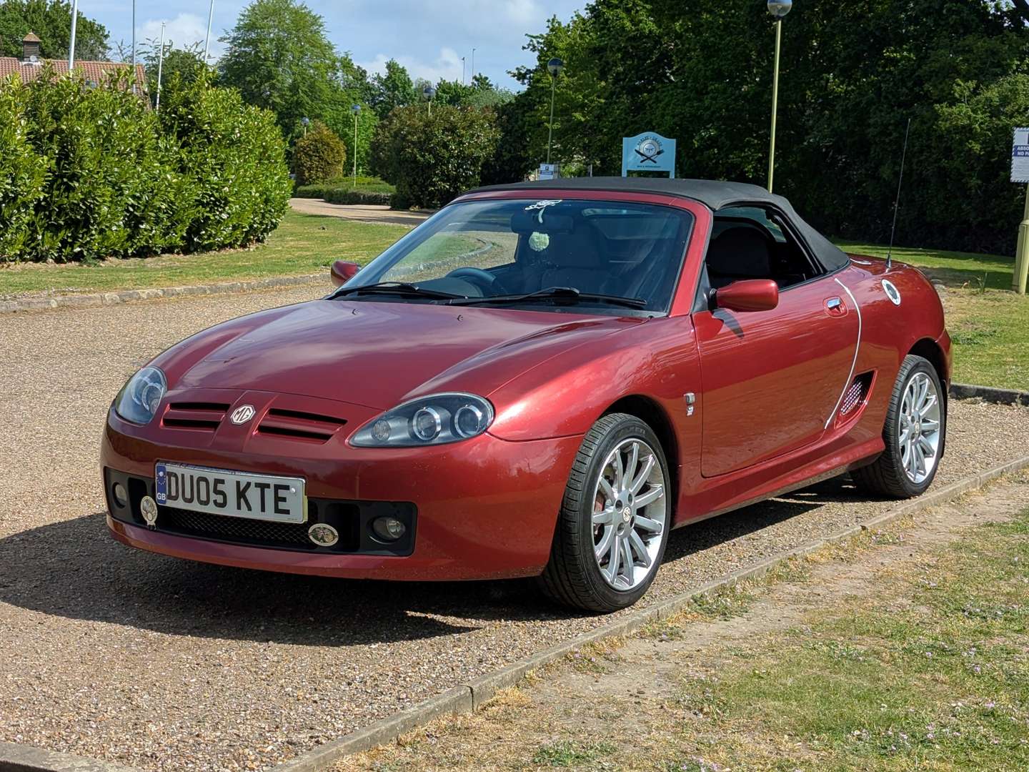 <p>2005 MG TF SPARK 115</p>