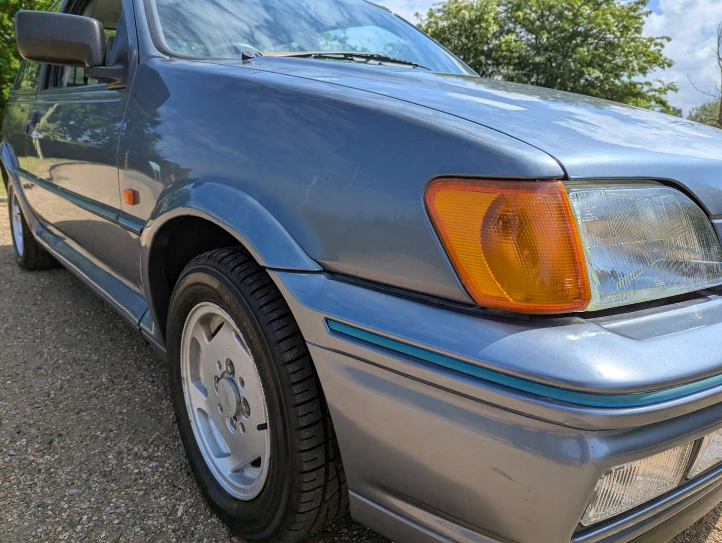 <p>1991 FORD FIESTA XR2I</p>
