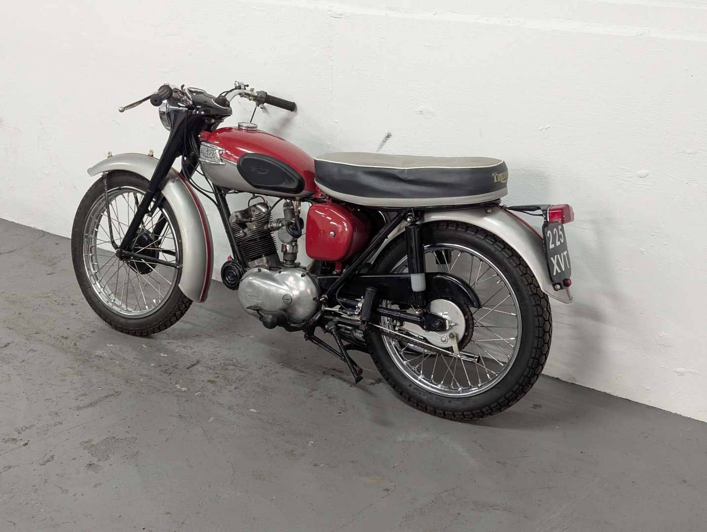 <p>1959 TRIUMPH TIGER CUB</p>
