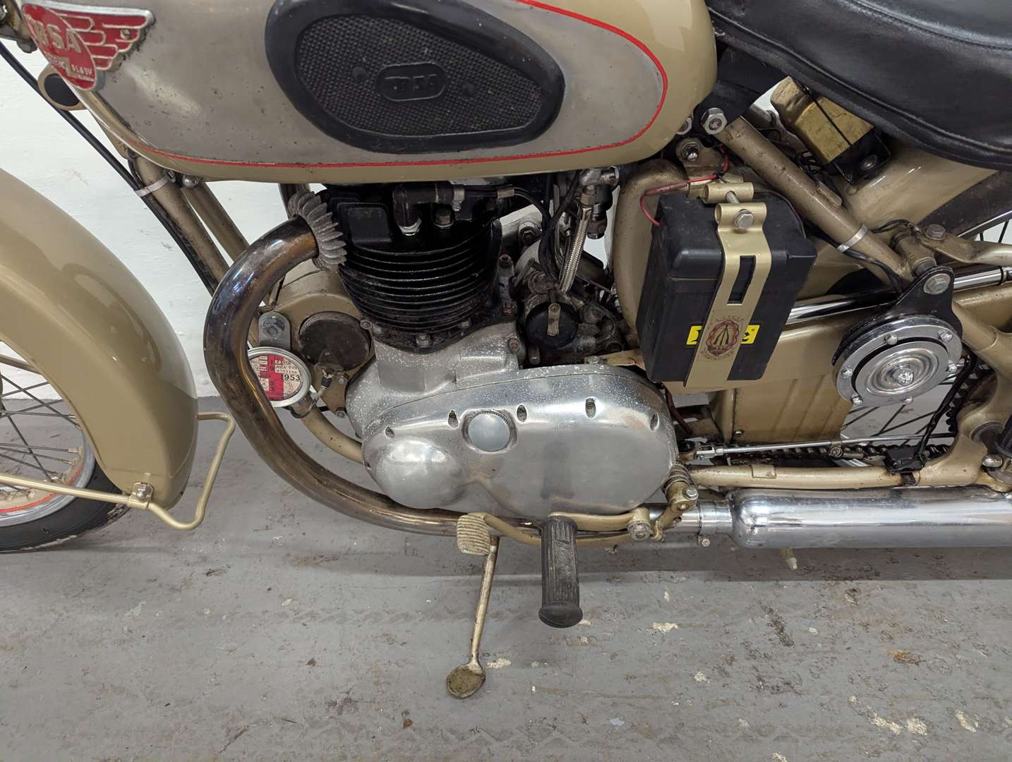 <p>1953 BSA GOLDEN FLASH 650CC</p>