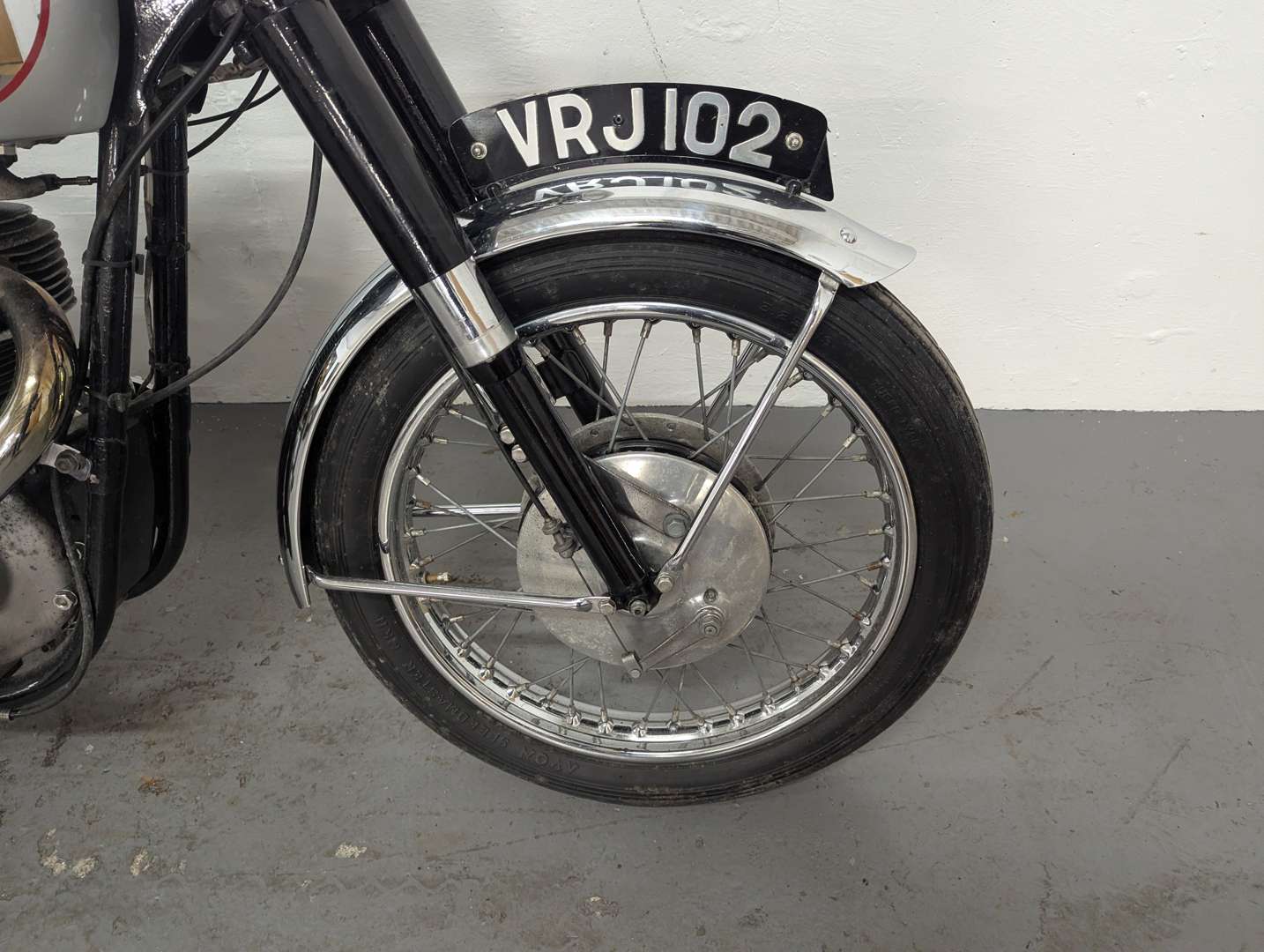 <p>1962 BSA GOLDSTAR 500CC</p>