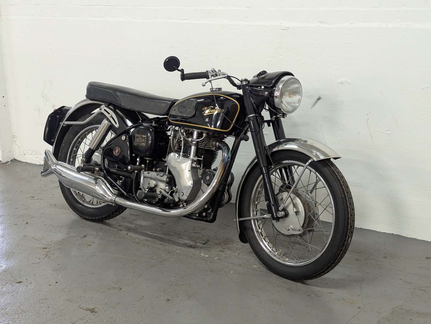<p>1961 VELOCETTE VENOM 500CC</p>