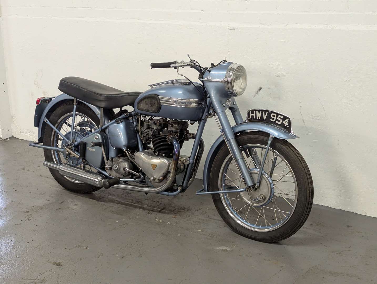 <p>1952 TRIUMPH THUNDERBIRD 650CC</p>