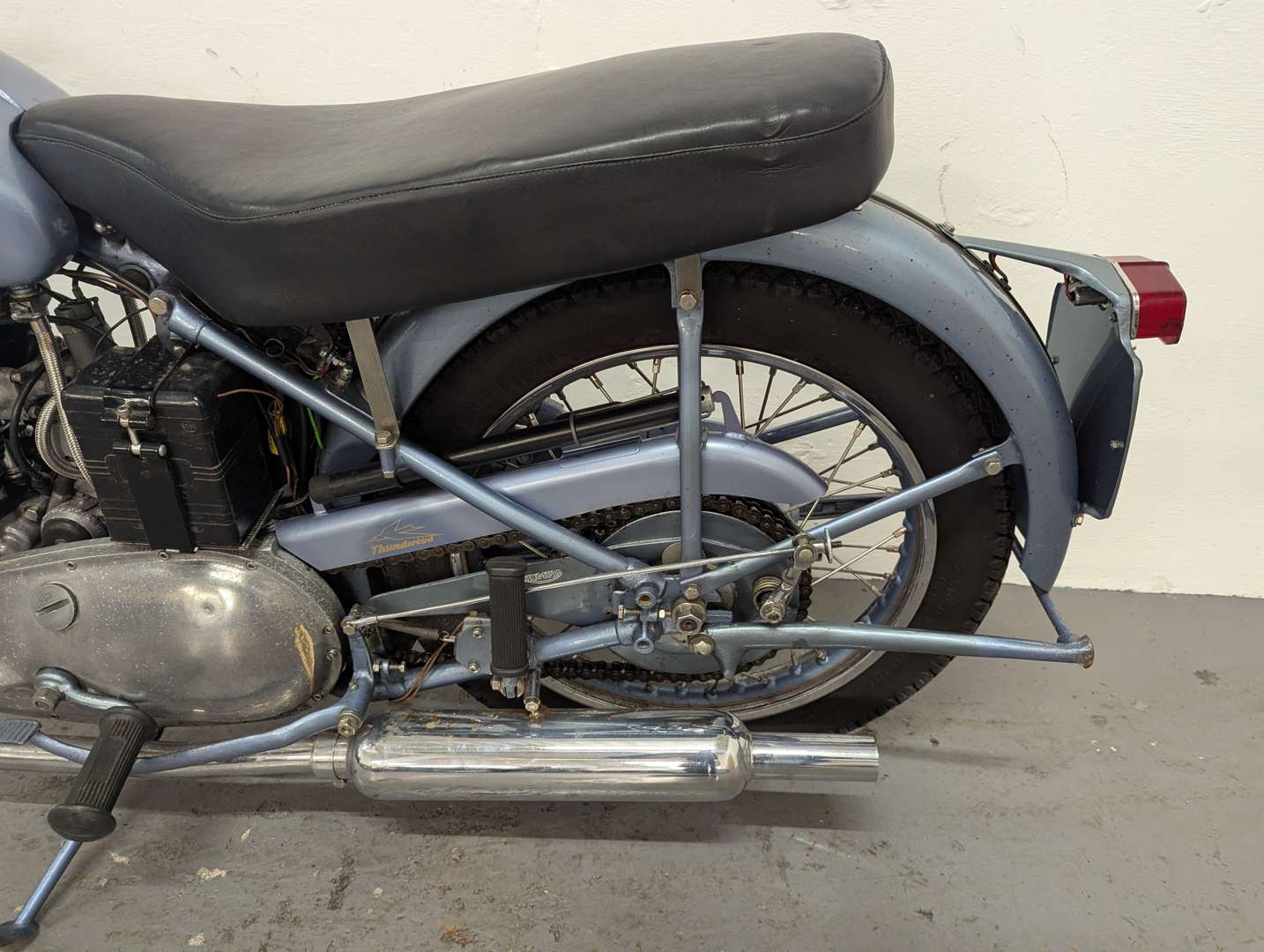 <p>1952 TRIUMPH THUNDERBIRD 650CC</p>