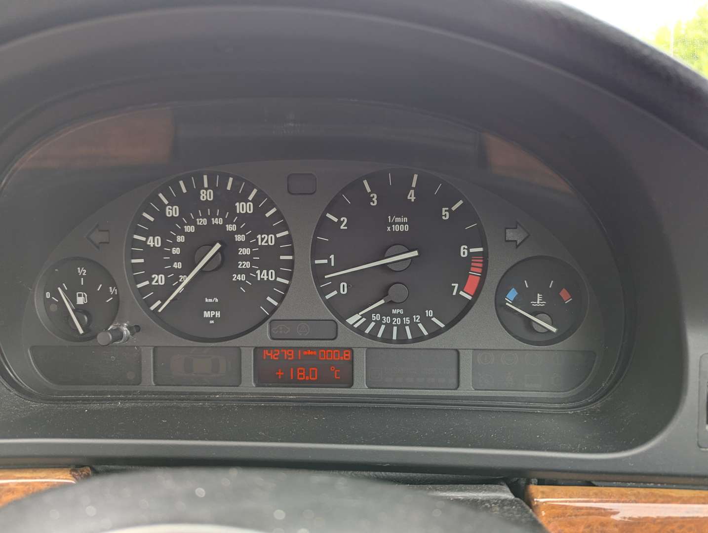 <p>1999 BMW 520I SE E39</p>