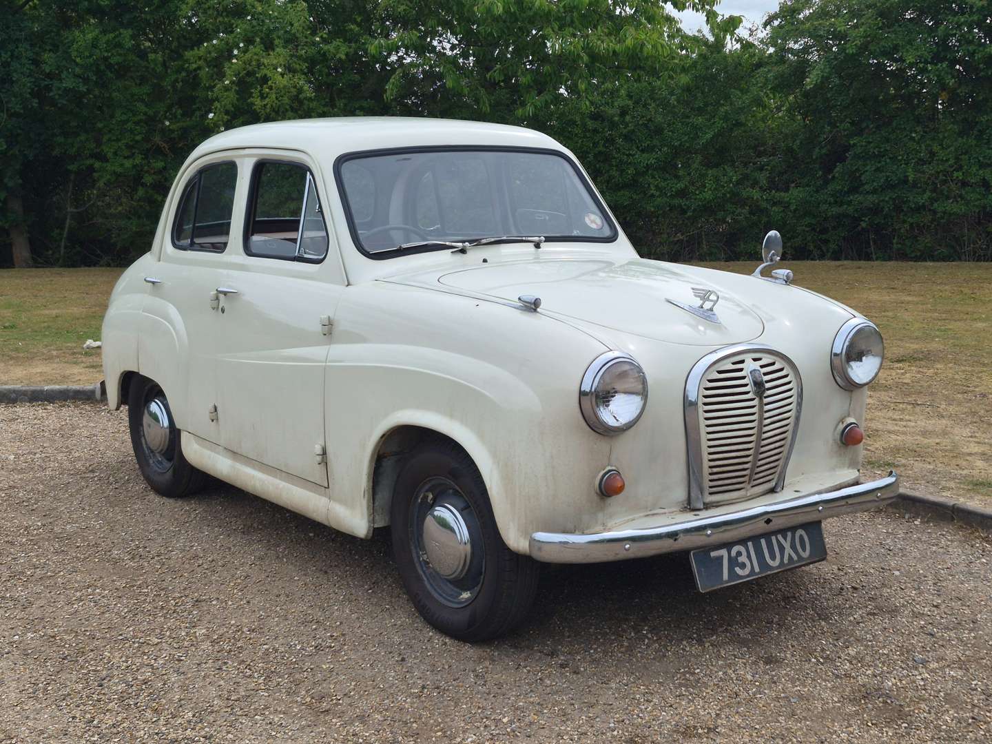 <p>1957 AUSTIN A35</p>