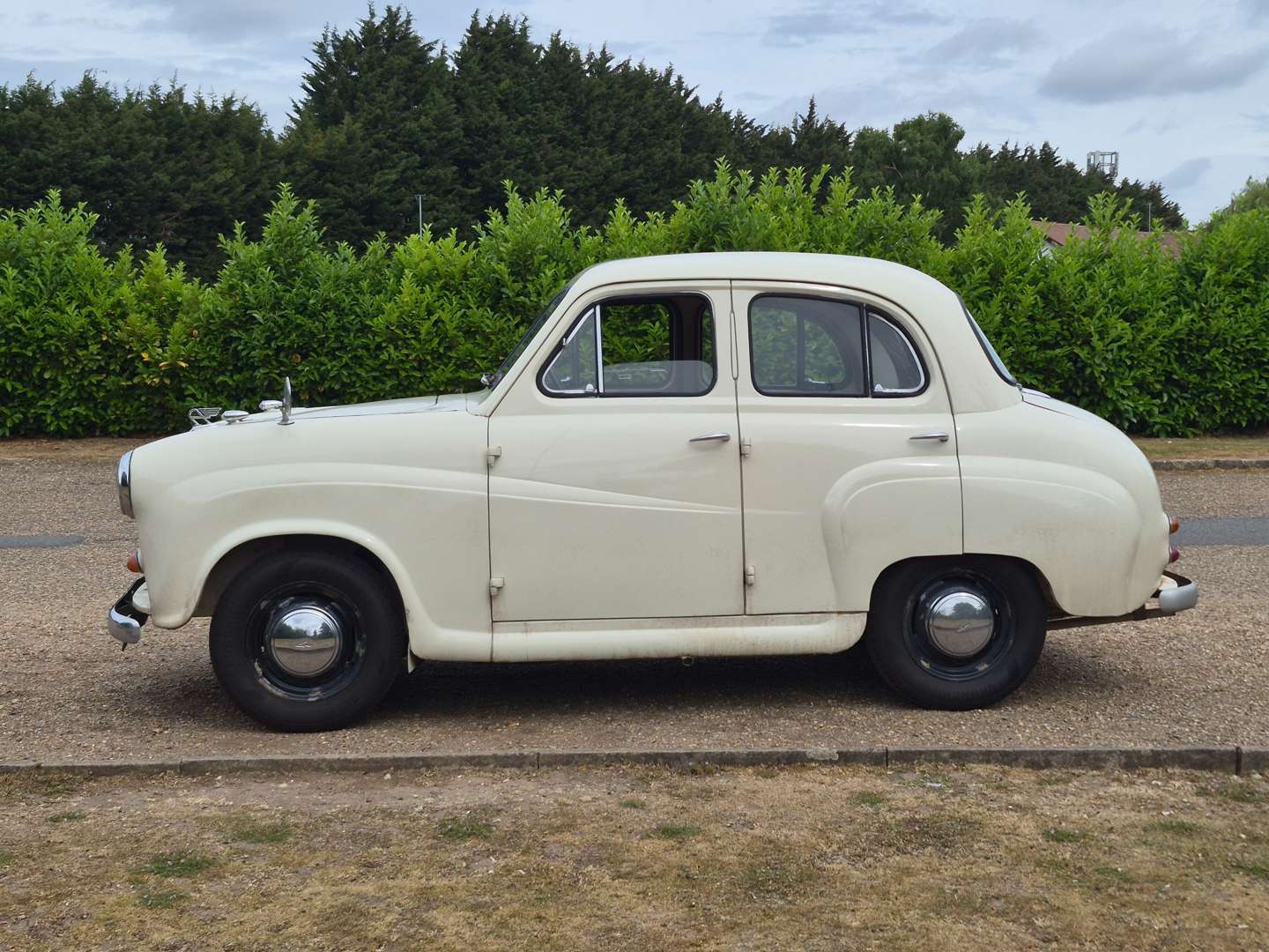 <p>1957 AUSTIN A35</p>