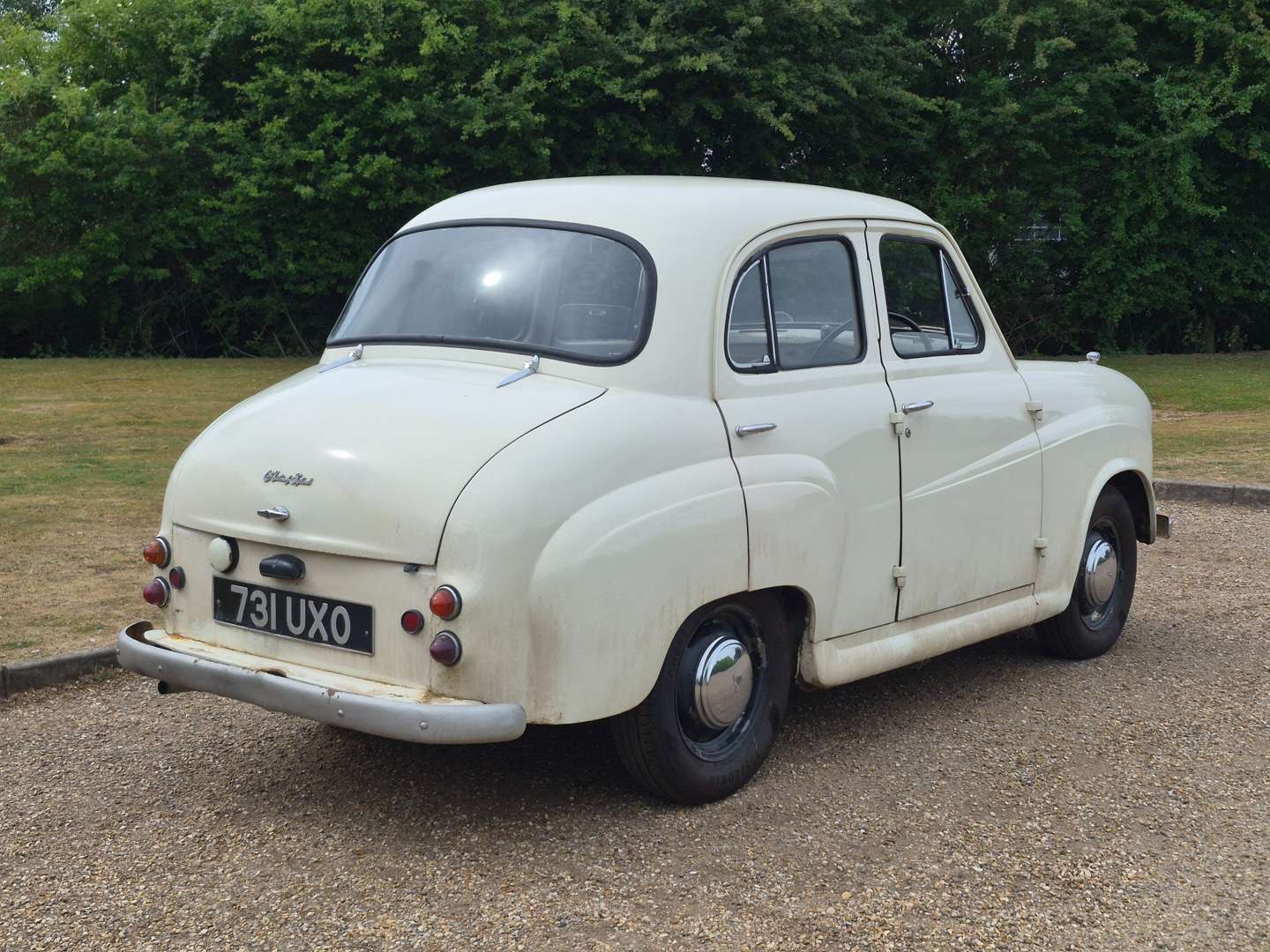 <p>1957 AUSTIN A35</p>